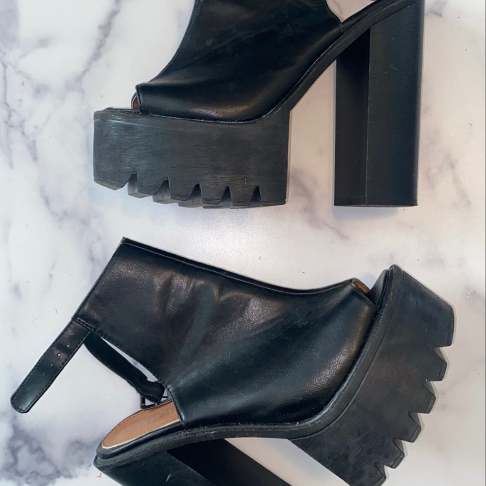 BEBO Platform Heels